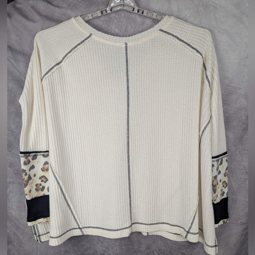 We The Free Size Small Lagen Look Waffle Leopard Print Oversized Shirt - Picture 10 of 12